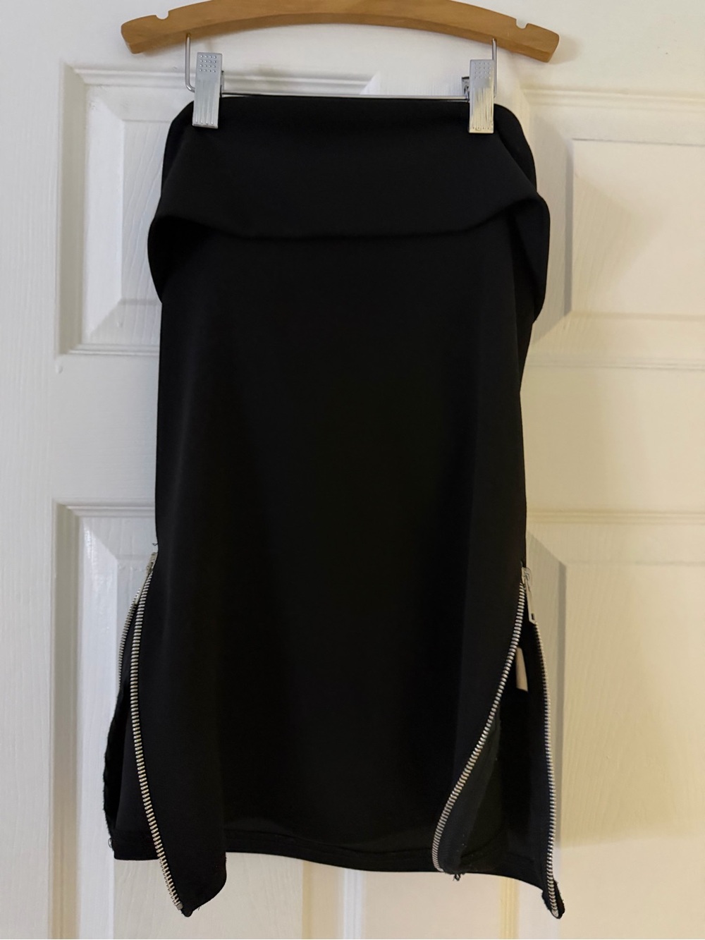 Zara: Black Zipper Detail Women's Top